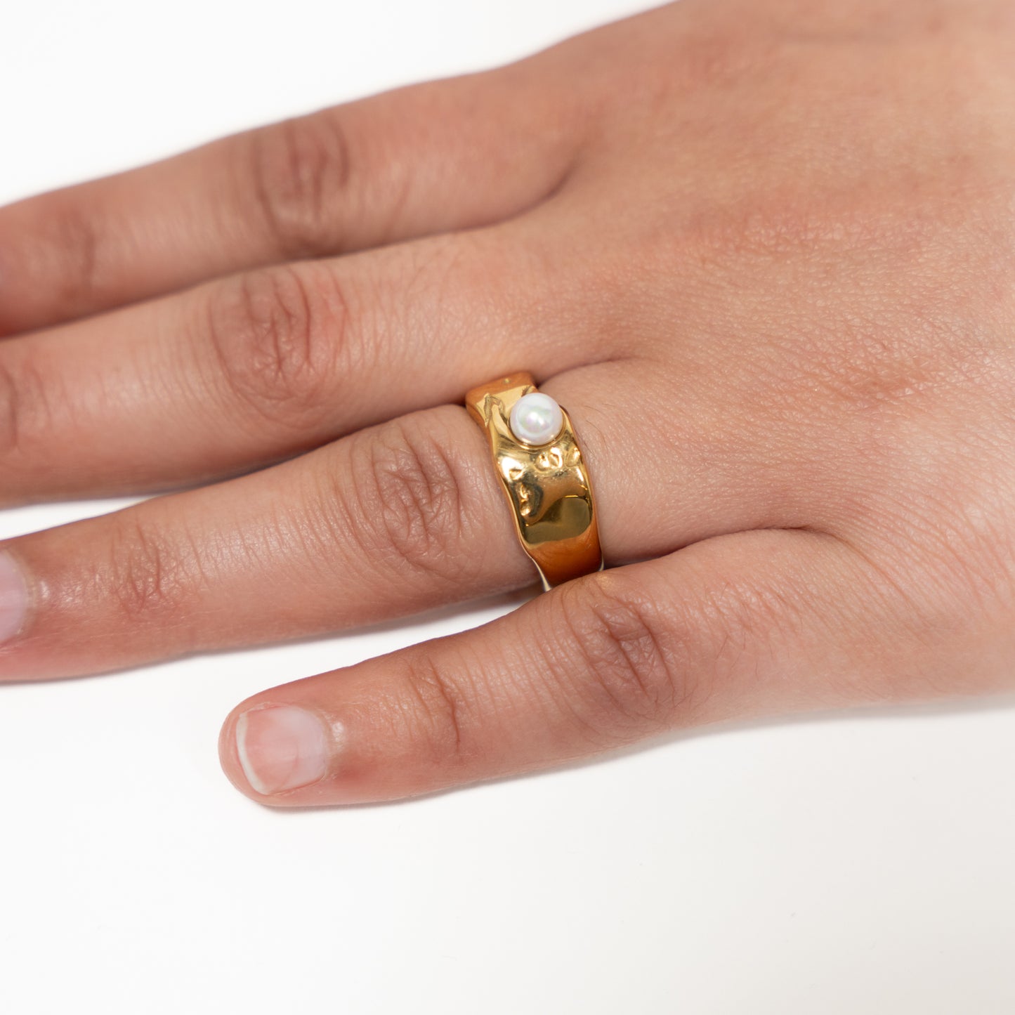 chunky pearl ring