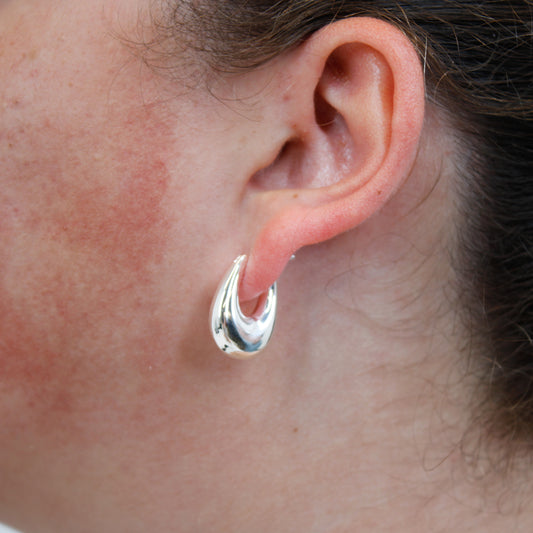 Droplet Hoop Earring silver on model
