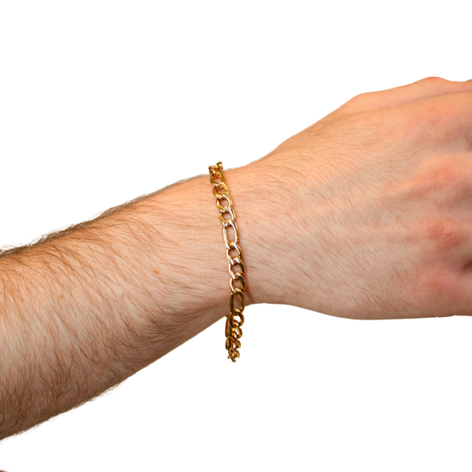 gold link chain bracelet on hand model