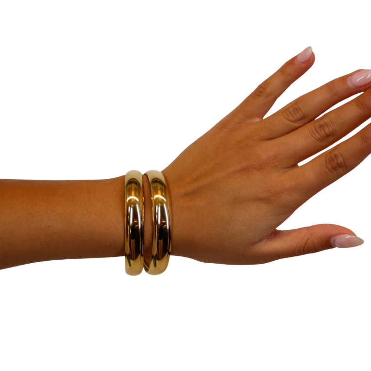 double layer gold bangle on hand model
