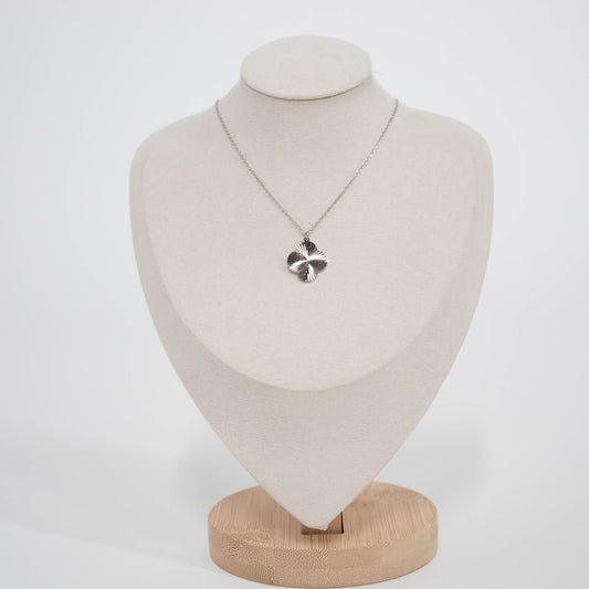 silver pendant necklace
