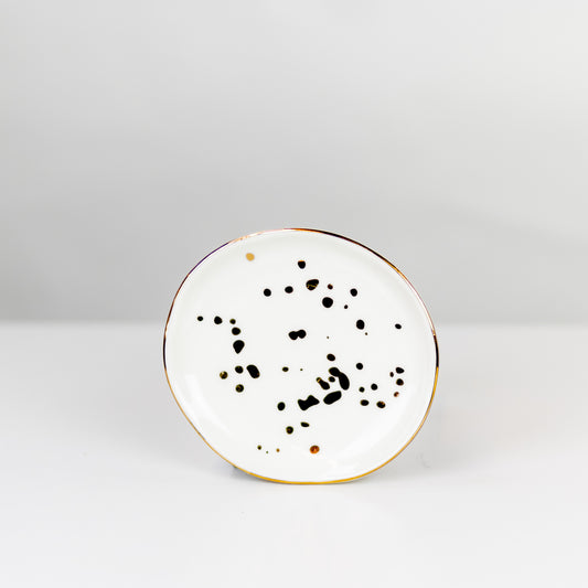 jewerly dish, gold